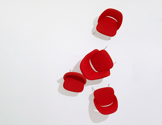 Knoll Saarinen Arm and Armless Executive Chairs
